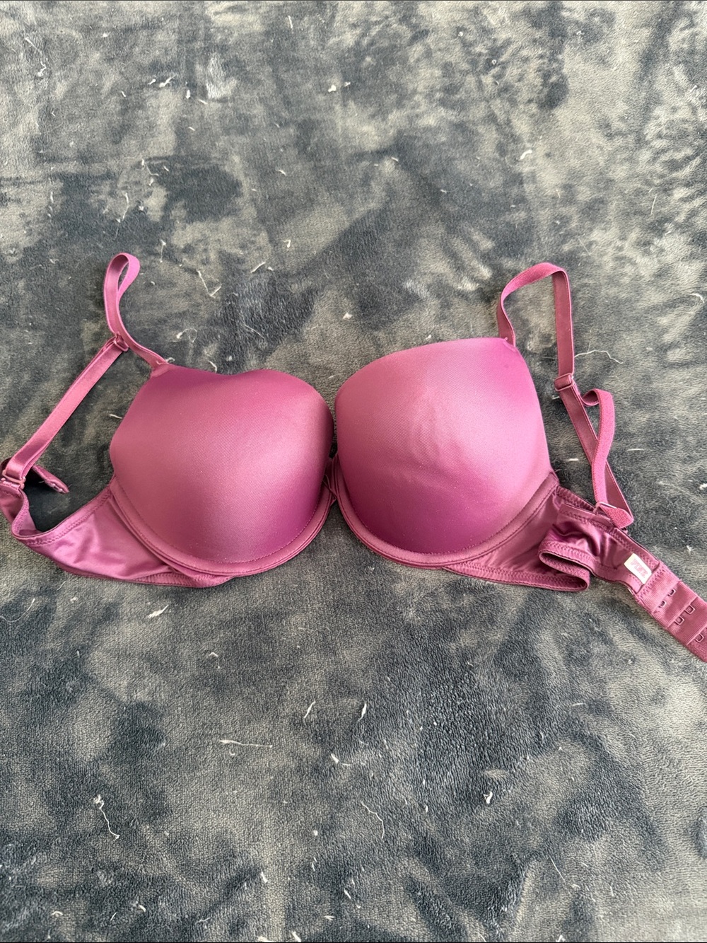 VS Pink Plunge T-Shirt Bra in Plum